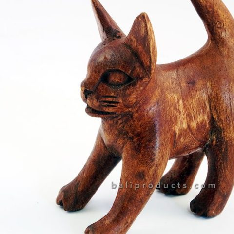 Wooden Cat High Tail