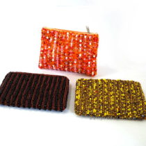 Beads Pouch With Vertical Line Motive